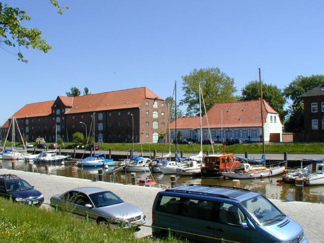 Idyllisches Reethaus Toenning Leilighet Eksteriør bilde